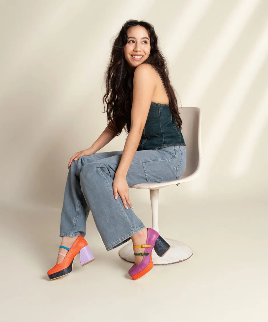 bizzy_in_bermuda_5-1.webp Charlotte Stone Bizzy In Bermuda*Women Heels