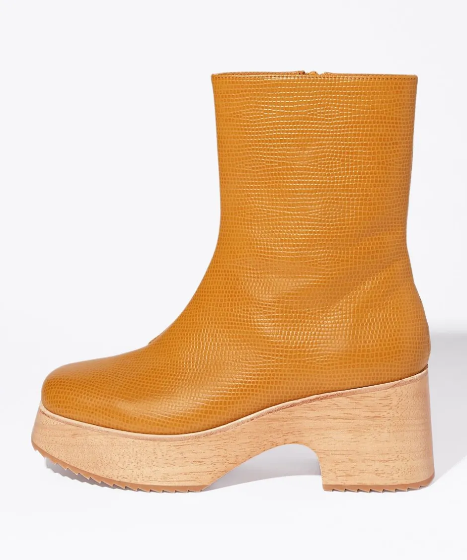 Charlotte Stone Isla In Caramel*Women Clogs