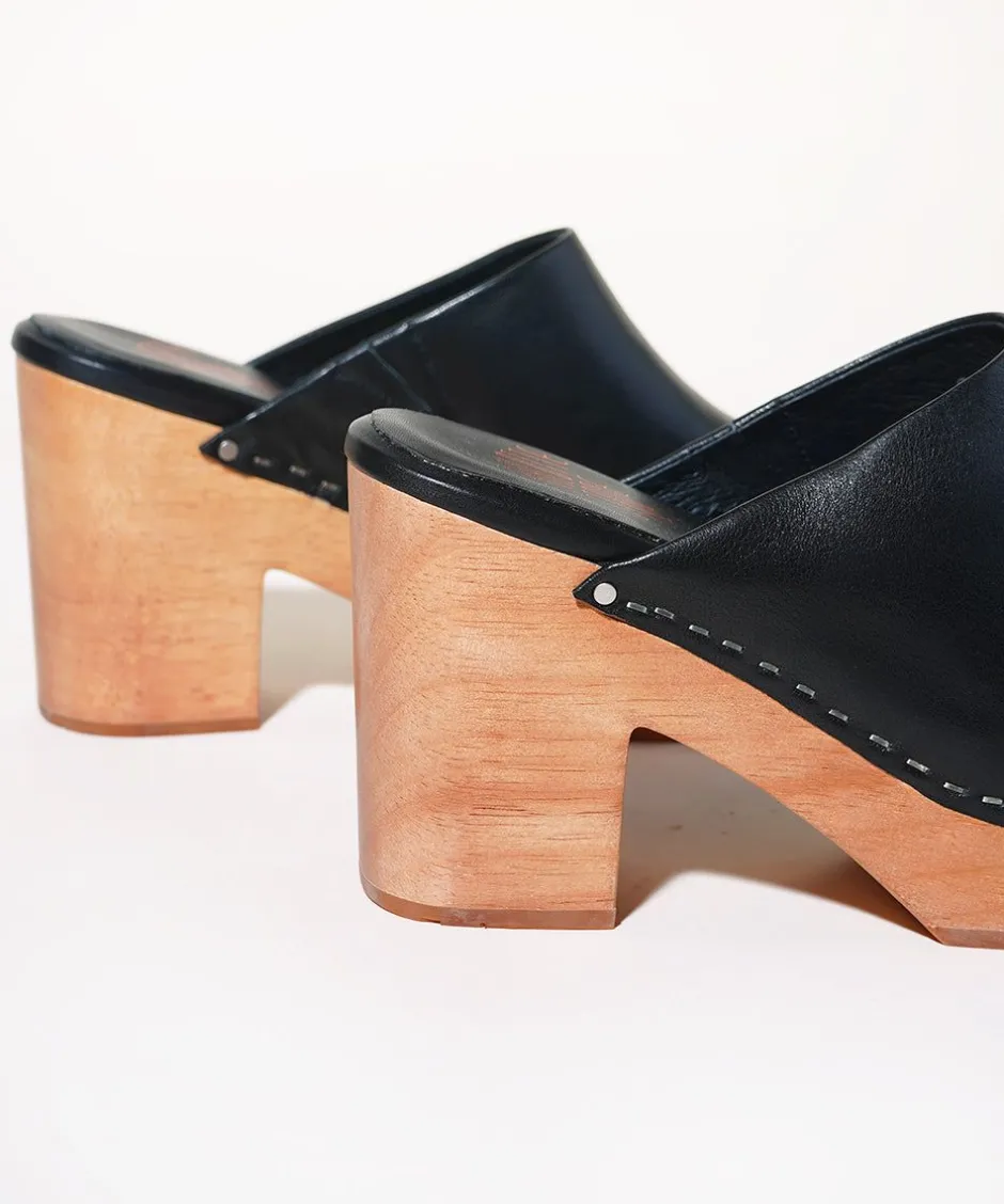 marlo_in_black_4.webp Charlotte Stone Marlo In Black*Women Clogs