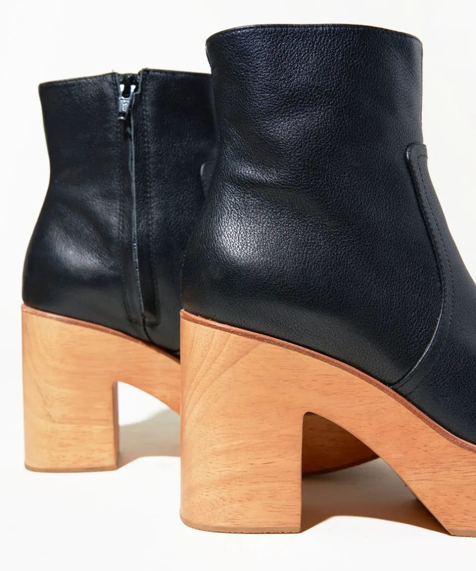 paz_in_black_3.webp Charlotte Stone Paz In Black*Women Platforms